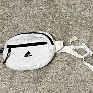Adidas Mesh Fanny pack